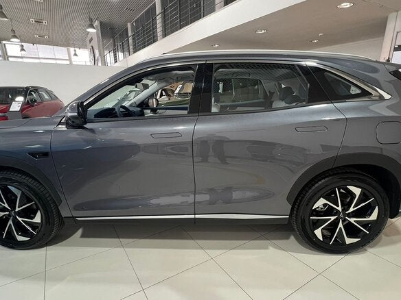 les meilleurs véhicules flambant neufs 4x4 & Suv ; Berlines et citadines de l'Afrique de l'ouest